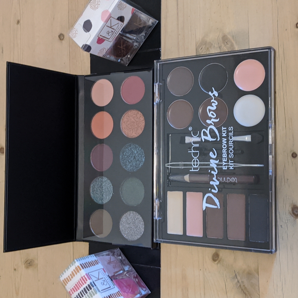 Eyes and nails collection